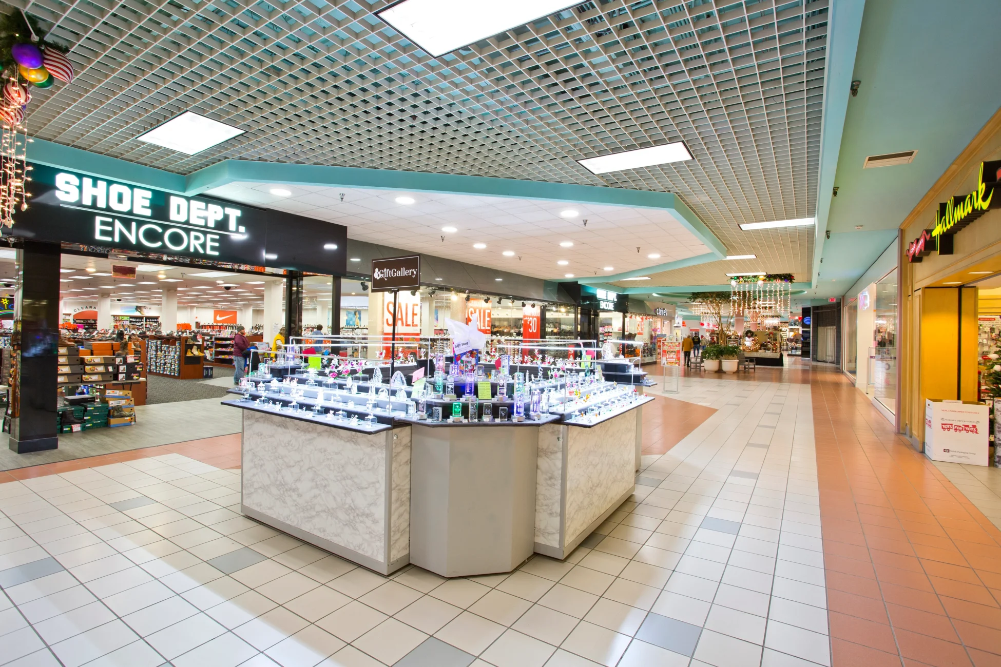 Namdar Realty Group — Malls interior build-out